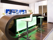 aquarium-kitchen-design-led-light-darren-morgan.jpg