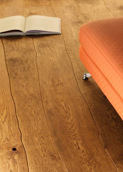 irregular-lines-curved-length-bolefloor-wooden-flooring.jpg