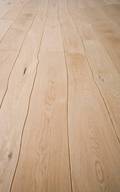 curvy-lines-hardwood-flooring-natural-look-bolefloor.jpg