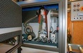 06-Stroj-DiscMaster-3DBB-je-urcen-pro-brouseni-dvirek-a-profilovanych-a-velkoplosnych-kusu.jpg
